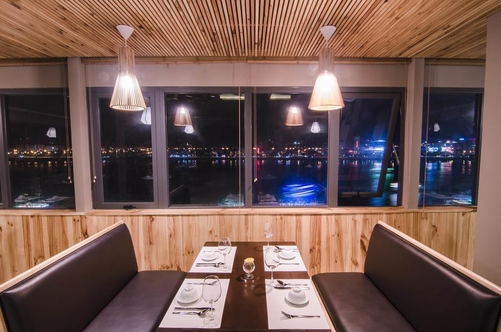 KaKa Hotel Han River Da Nang Buitenkant foto
